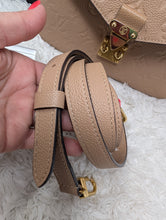 LOUIS VUITTON DUNE METIS POCHETTE
