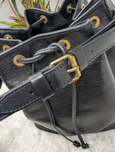 LOUIS VUITTON EPI PETIT NOE