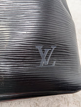 LOUIS VUITTON EPI PETIT NOE