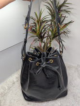 LOUIS VUITTON EPI PETIT NOE