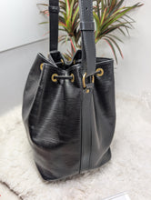 LOUIS VUITTON EPI PETIT NOE