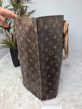 LOUIS VUITTON MONOGRAM ALL-IN MM, LIKE NEW