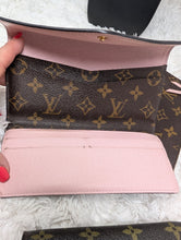 LOUIS VUITTON MONOGRAM JOSEPHINE WALLET, PINK INTERIOR