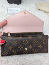 LOUIS VUITTON MONOGRAM JOSEPHINE WALLET, PINK INTERIOR