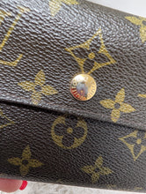 LOUIS VUITTON MONOGRAM ALEXANDRA WALLET, FAIR