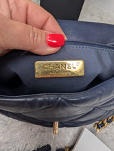 CHANEL 19 NAVY BLUE, NEW MED/LG, EXCELLENT