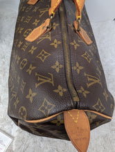 LOUIS VUITTON MONOGRAM SPEEDY 40