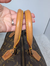 LOUIS VUITTON MONOGRAM SPEEDY 40