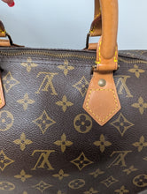 LOUIS VUITTON MONOGRAM SPEEDY 40