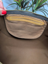 LOUIS VUITTON MONOGRAM SPEEDY 40