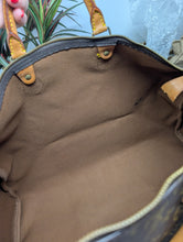 LOUIS VUITTON MONOGRAM SPEEDY 40