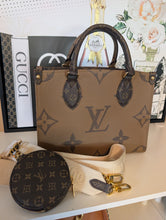 LOUIS VUITTON REVERSE ONTHEGO PM