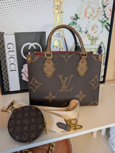 LOUIS VUITTON REVERSE ONTHEGO PM