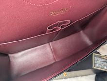CHANEL BLACK CAVIAR JUMBO DOUBLE FLAP, MINT CONDITION