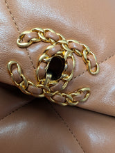 CHANEL 19 CARAMEL