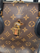 LOUIS VUITTON MONOGRAM FLOWER TOTE, NOIR