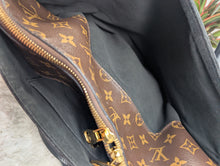 LOUIS VUITTON MONOGRAM FLOWER TOTE, NOIR