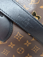 LOUIS VUITTON MONOGRAM FLOWER TOTE, NOIR