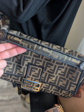 FENDI BAGUETTE MIDI JACQUARD FLAP BAG
