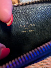 LOUIS VUITTON NOIR SLIM WALLET