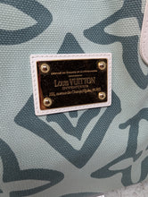 LOUIS VUITTON Menthe Tahitienne Cabas PM
