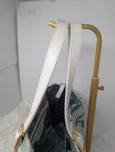 LOUIS VUITTON Menthe Tahitienne Cabas PM