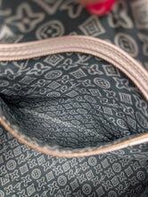 LOUIS VUITTON Menthe Tahitienne Cabas PM