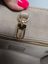 LOUIS VUITTON BICOLOR TURTLEDOVE ONTHEGO PM