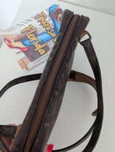 LOUIS VUITTON MARLY BANDOULIERE