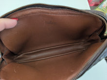 LOUIS VUITTON MARLY BANDOULIERE