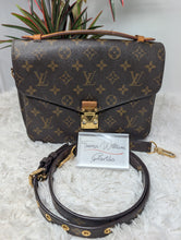 LOUIS VUITTON MONOGRAM METIS POCHETTE