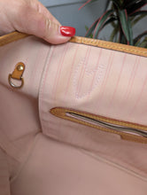 LOUIS VUITTON AZUR NEVERFULL MM