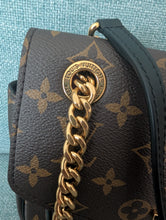 LOUIS VUITTON MONOGRAM PASSY, LIKE NEW