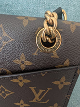 LOUIS VUITTON MONOGRAM PASSY, LIKE NEW