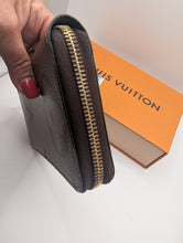 LOUIS VUITTON REVERSE MONOGRAM ZIPPY WALLET, VERY EXCELLENT