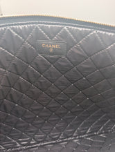 CHANEL BLACK CAVIAR BOY O CASE, PRISTINE