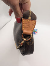 LOUIS VUITTON MONOGRAM MINI POCHETTE ACCESSORY