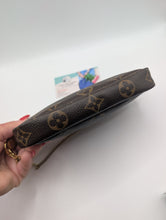 LOUIS VUITTON MONOGRAM MINI POCHETTE ACCESSORY