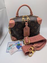 LOUIS VUITTON PETIT MALLE SOUPLE, MINT CONDITION