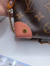LOUIS VUITTON PETIT MALLE SOUPLE, MINT CONDITION