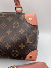 LOUIS VUITTON PETIT MALLE SOUPLE, MINT CONDITION