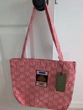 AUTHENTIC GWP GUCCI RED TOTE, NEW