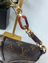 Louis Vuitton Monogramissime Pochette, Limited edition
