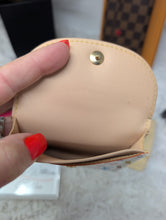 LOUIS VUITTON MURAKAMI WHITE CARD HOLDER