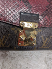 LOUIS VUITTON MAJESTUEUX WALLET