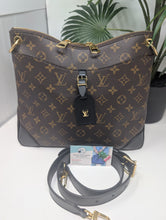 LOUIS VUITTON NOIR ODEON MM