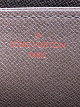 LOUIS VUITTON DE ZIPPY WALLET