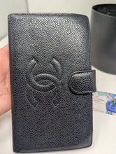 CHANEL BLACK CAVIAR BIFOLD KISS LOCK WALLET