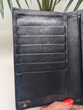 CHANEL BLACK CAVIAR BIFOLD KISS LOCK WALLET