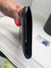 CHANEL BLACK CAVIAR BIFOLD KISS LOCK WALLET
